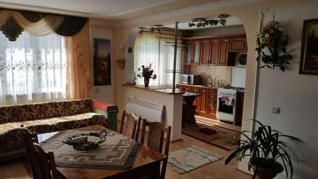 Дома для отпуска У Орисі в Сколе Сколе-3